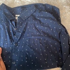 Blue button down old navy shirt